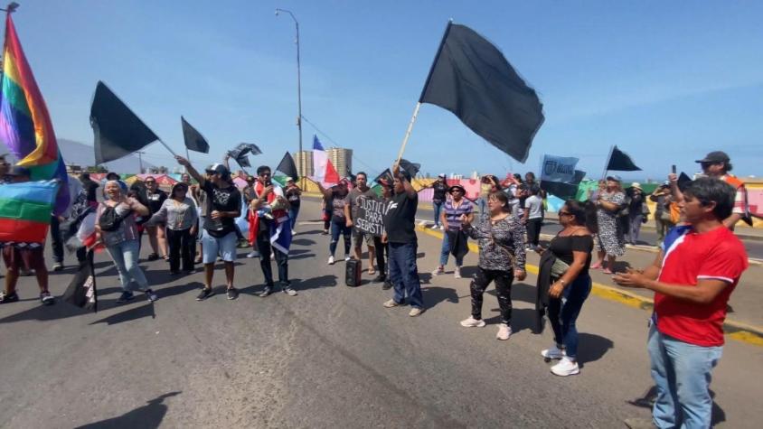 [VIDEO] Caravana marchó de Alto Hospicio a Iquique: las once muertes que movilizan a Tarapacá
