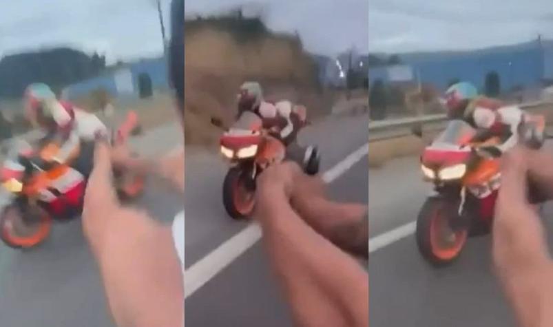 Viralizan impactante video de sujetos disparando a un motorista en plena ruta de Coronel