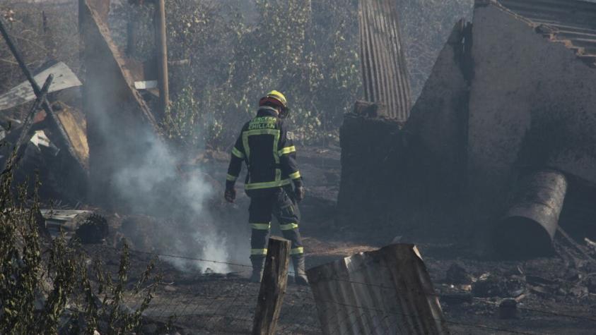 Fiscalía Nacional reporta que ocho personas han pasado a control de detención por incendios