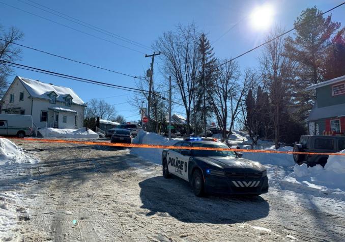 Autobús choca contra guardería en Canadá y deja niños gravemente heridos Autobús choca contra guardería en Canadá y deja niños gravemente heridos