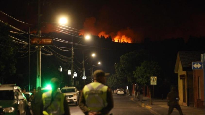 [VIDEO] Incendios forestales: FF.AA. fiscalizaron primera noche de toque de queda