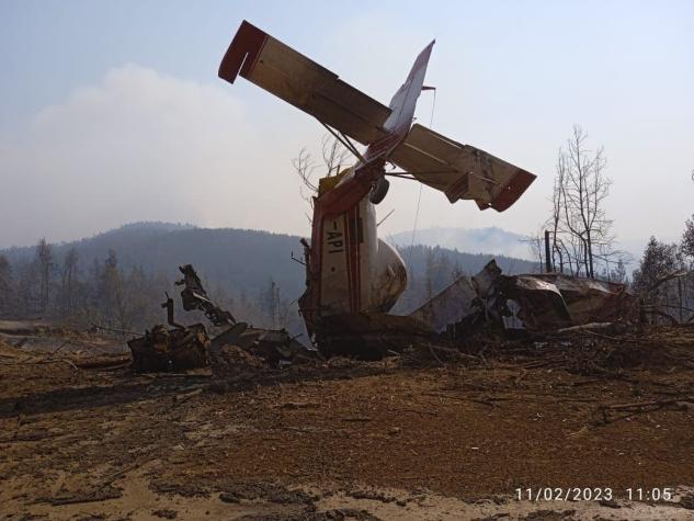 Avión que combatía incendios cayó en Hualqui: Piloto estaría en buenas condiciones