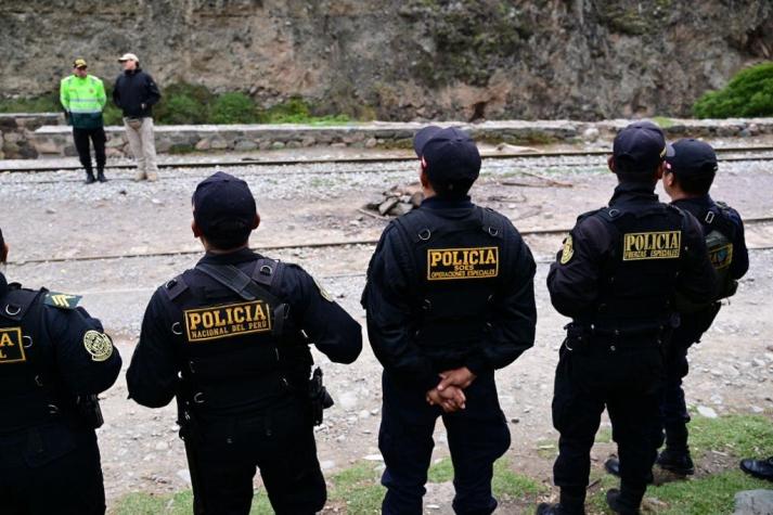 Asesinan a siete policías en embocasda en el sur de Perú