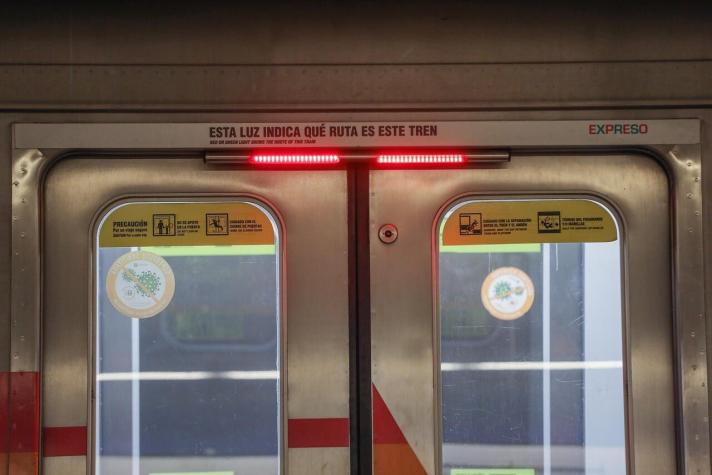 Metro adaptó colores de Líneas Expresas para personas daltónicas: Son blancas y negras