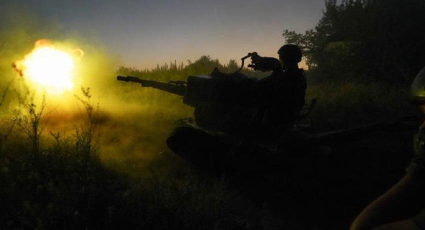 EE.UU. aprueba contratos de USD 522 millones en municiones para Ucrania