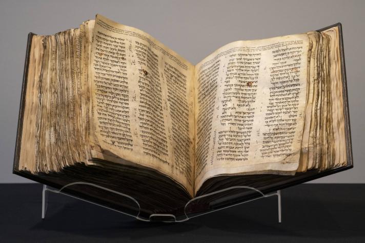 Subastarán la biblia más antigua del mundo hasta por más de 50 millones de dólares