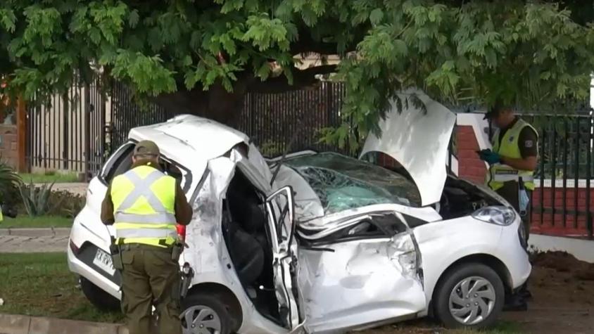 Menor de edad muere tras chocar contra un árbol vehículo que habría robado en La Serena Menor de edad muere tras chocar contra un árbol vehículo que habría robado en La Serena