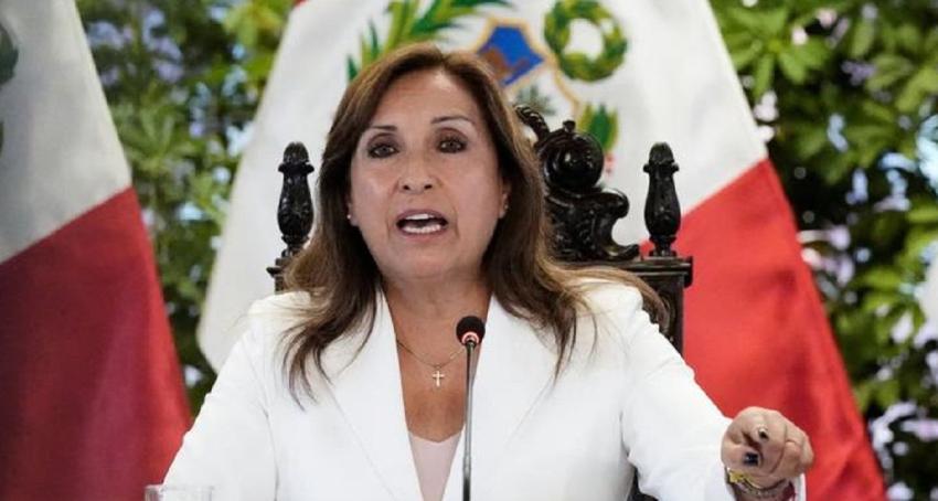 Boluarte continúa ronda de diálogo con líderes políticos sobre crisis peruana