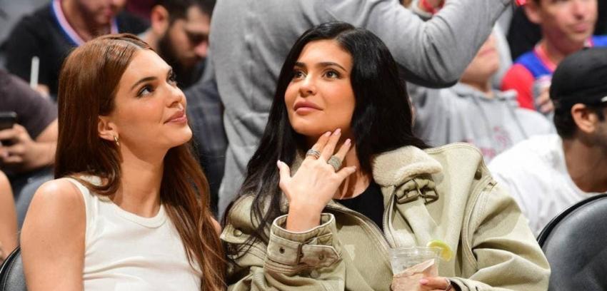 Marca de Kendall y Kylie Jenner es considerada entre las firmas de querella contra La Polar
