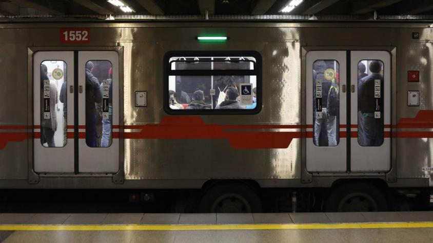Este lunes comienzan los cambios de colores en Ruta Expresa de la Línea 5 del Metro de Santiago