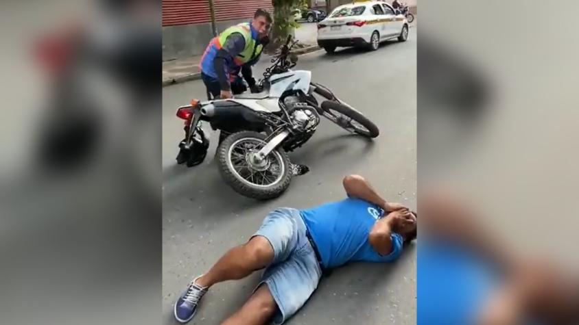 [VIDEO] Inspector de tránsito noquea a taxista que se resistió a un control vehicular