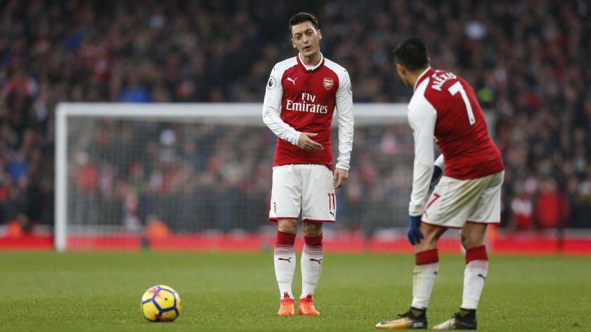 "Cómo nos entendíamos": Alexis le dedica un cariñoso mensaje a Mesut Özil tras anunciar su retiro