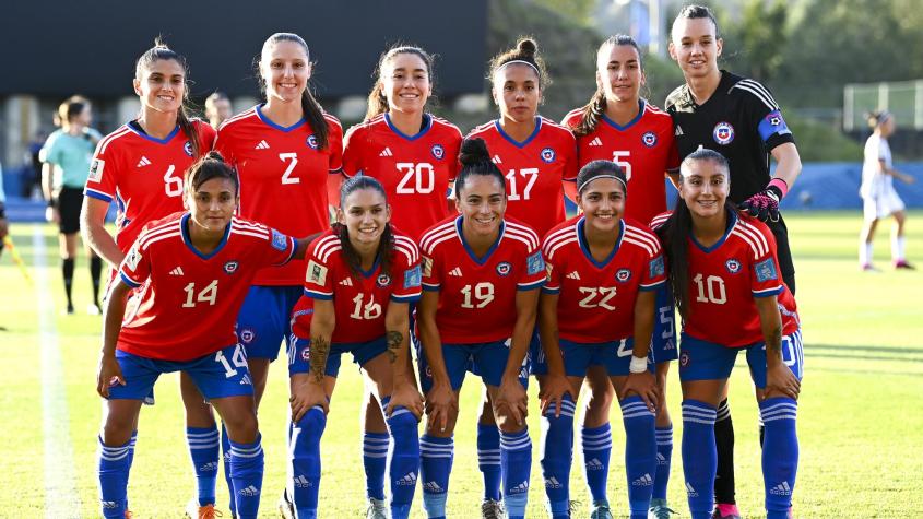 "El mar y la cordillera": Así es la nueva camiseta de visita de la Selección Chilena femenina
