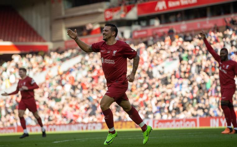 [VIDEO] Mark González vuelve a ser figura en partido de leyendas del Liverpool