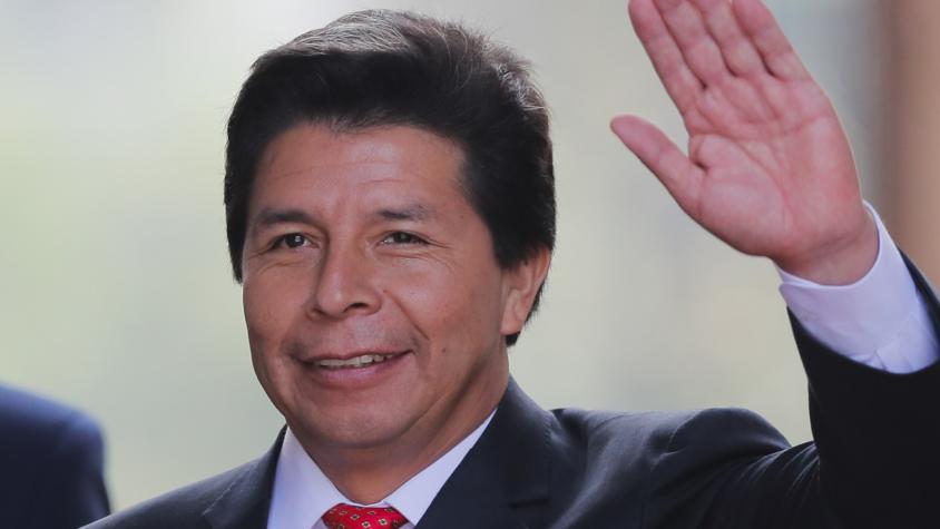 Pedro Castillo negó cargos por corrupción y aseguró sentirse "secuestrado" en Perú
