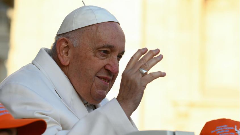 Papa Francisco es hospitalizado en Roma: se sometió a exámenes médicos