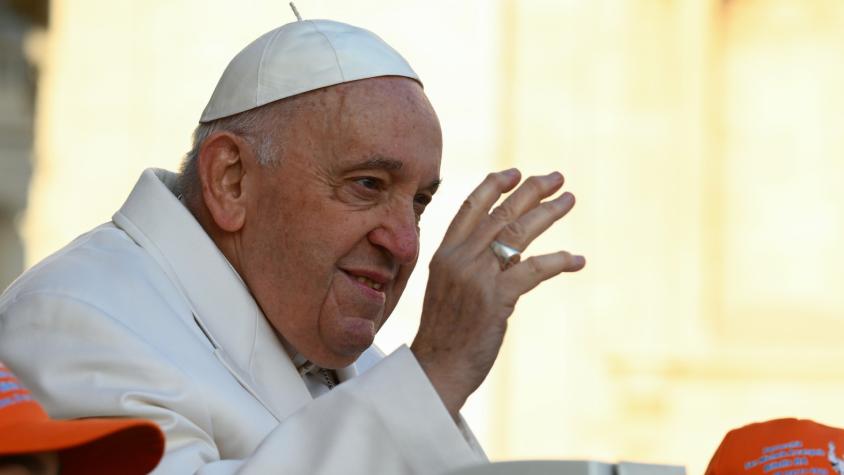 Papa Francisco fue hospitalizado por una infección respiratoria