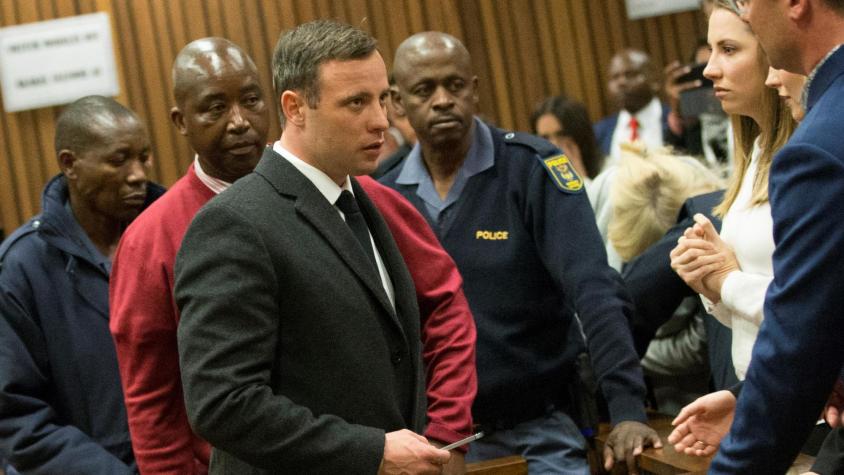 Oscar Pistorius seguirá en prisión: Rechazaron su libertad condicional