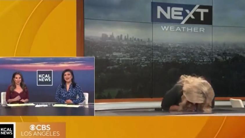 [VIDEO] Meteoróloga se desmaya cuando daba el tiempo en televisión: Sufre de problemas cardiacos