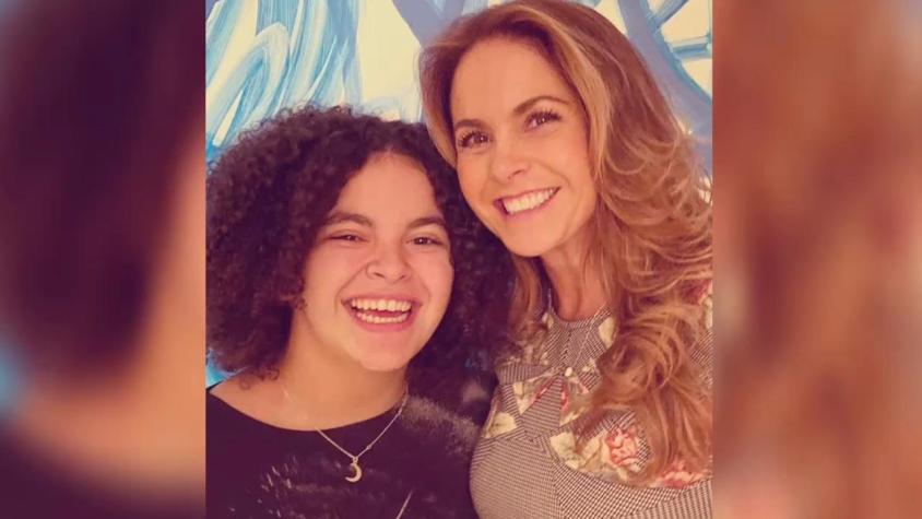 La foto que confirma que Lucerito Mijares es igual a su madre: joven cambió radicalmente de look