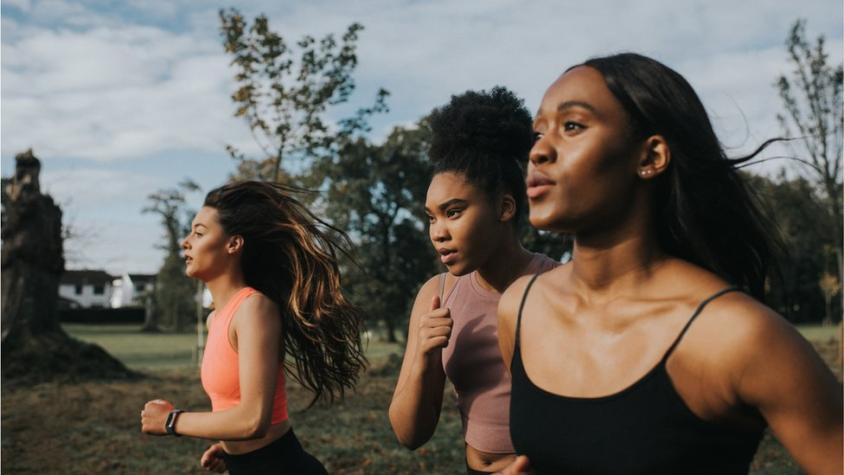 ¿Cómo debemos respirar al hacer ejercicio para no quedarnos sin aliento?
