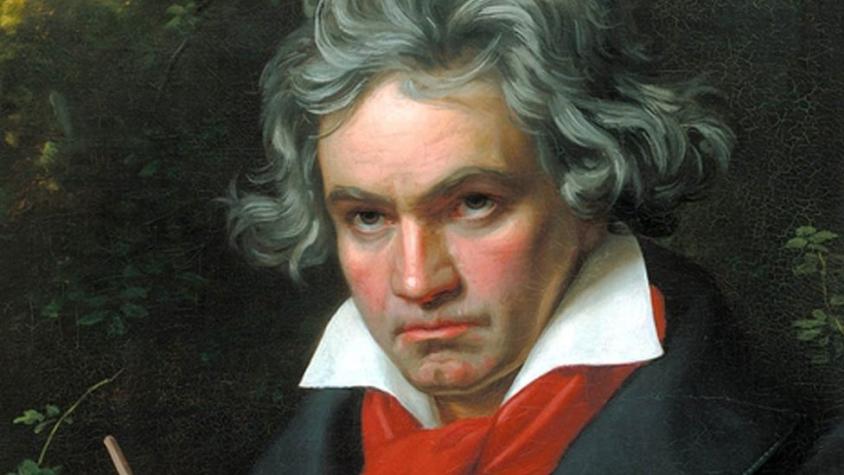Cómo un mechón de pelo de Beethoven da pistas sobre las posibles causas de la muerte del famoso compositor de la Novena sinfonía
