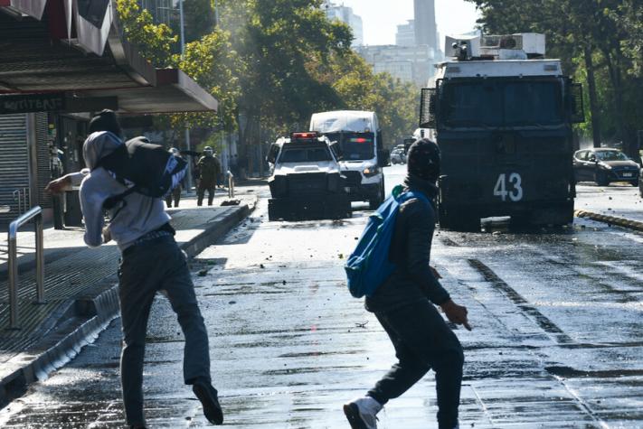 Incidentes y cortes de tránsito se registran en la Alameda por Día del Joven Combatiente: al menos 27 detenidos
