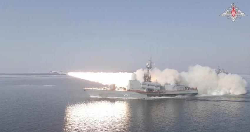 Rusia hace prácticas de tiro con misiles supersónicos antibuque en el mar de Japón