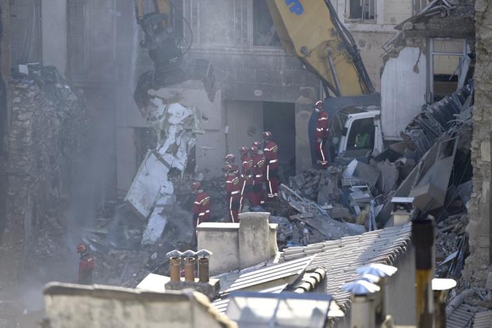 [FOTOS] Ocho desaparecidos tras el derrumbe de un edificio en Marsella