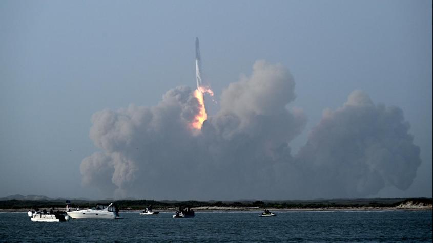 [VIDEO] La explosión en el primer vuelo de prueba del cohete Starship de SpaceX en imágenes