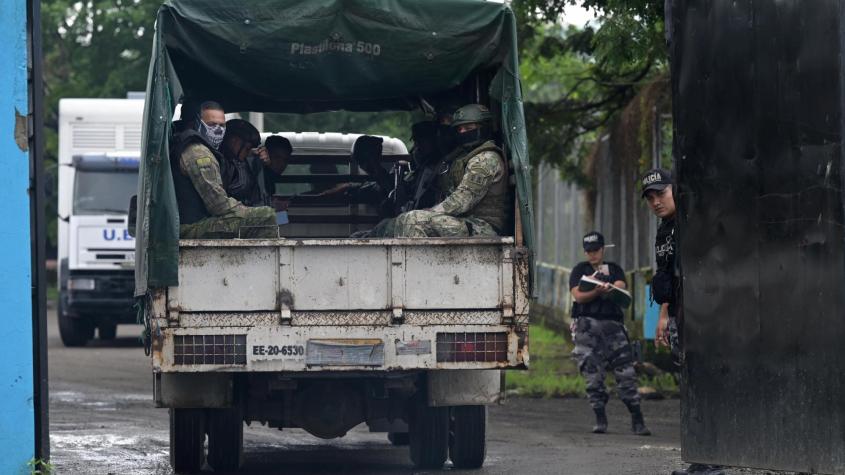 Seis presos aparecieron ahorcados en cárcel de Ecuador