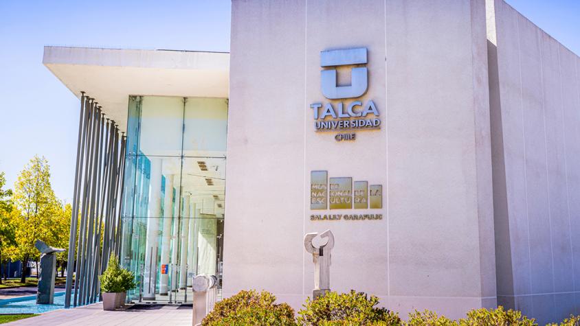 Universidad de Talca cerró de manera preventiva por posible caso de gripe aviar