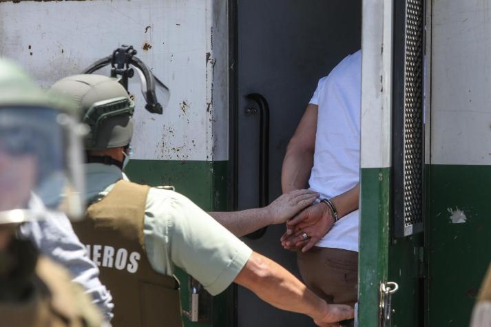 Seis detenidos y 12 casas intervenidas: Carabineros captura a banda ligada al tráfico de drogas y uso de armas de fuego