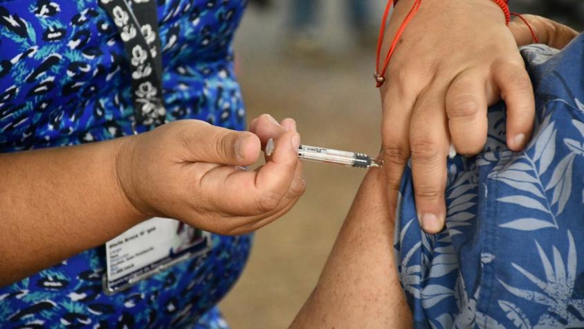 Minsal amplía programa de vacunación bivalente: Será para todas las personas desde los 12 años