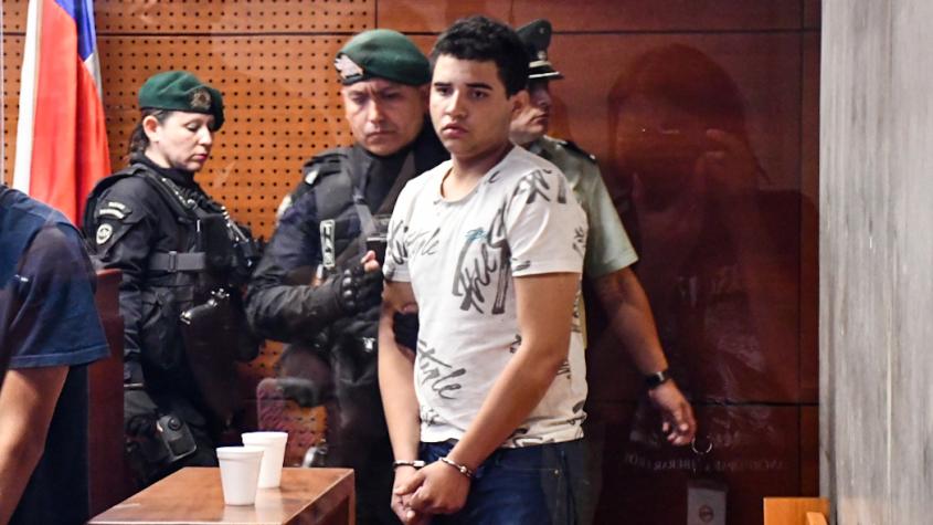 Imputado por crimen de cabo Palma acusa agresión de Carabineros: "Como cuatro cachetadas"