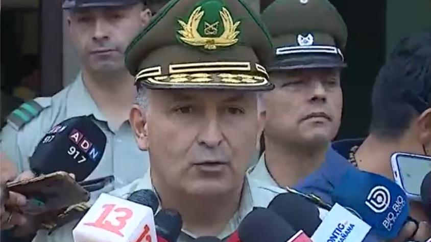 General de carabineros exige que se retire periodista que se equivocó y trató de "paco" a cabo asesinado