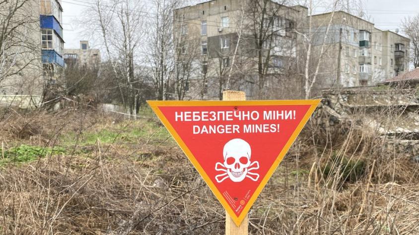 “Me miré el pie y vi que me faltaban los dedos”, el drama silencioso de las minas terrestres en la guerra de Ucrania
