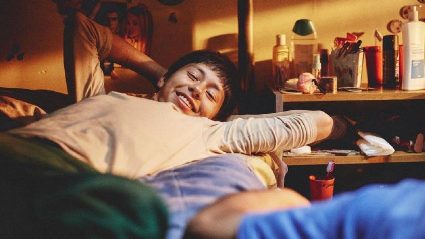 Muerte de joven actor César Herrera conmociona al cine chileno: protagonizó cinta nacional "Mis hermanos sueñan despiertos"