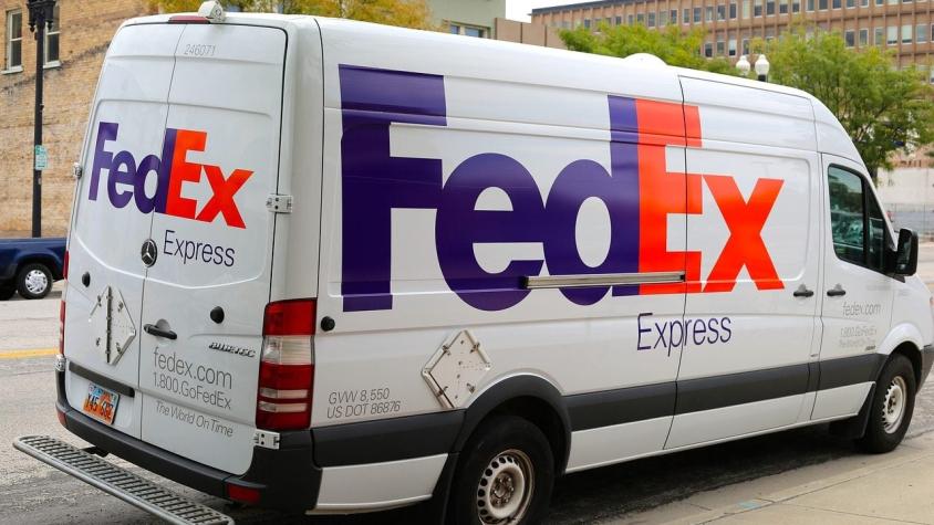 Aduanas suspende las operaciones de FedEx y la firma norteamericana anuncia acciones legales