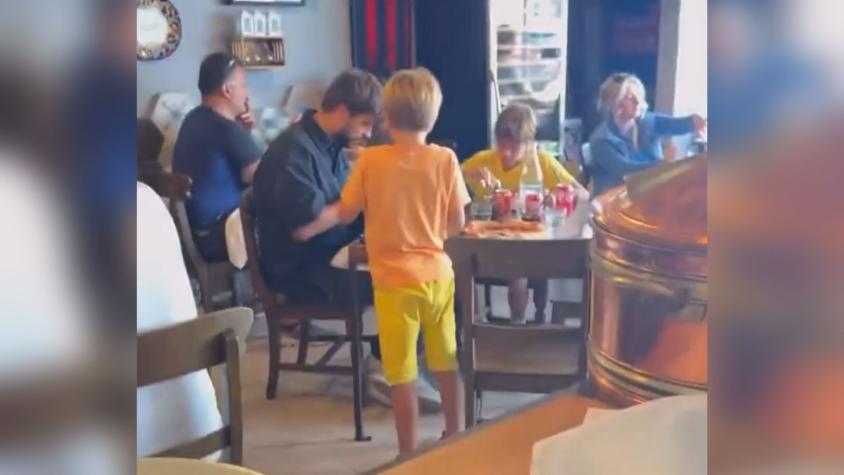 "¡Padre del año!": Gerard Piqué recibe múltiples críticas tras ser captado con sus hijos en un restaurante en Miami