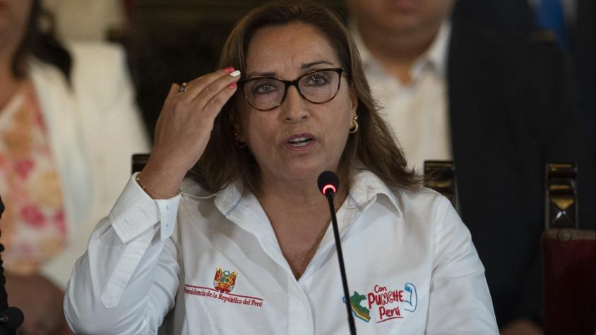 Fiscalía cita a presidenta de Perú por represión a las protestas que dejaron 50 muertes