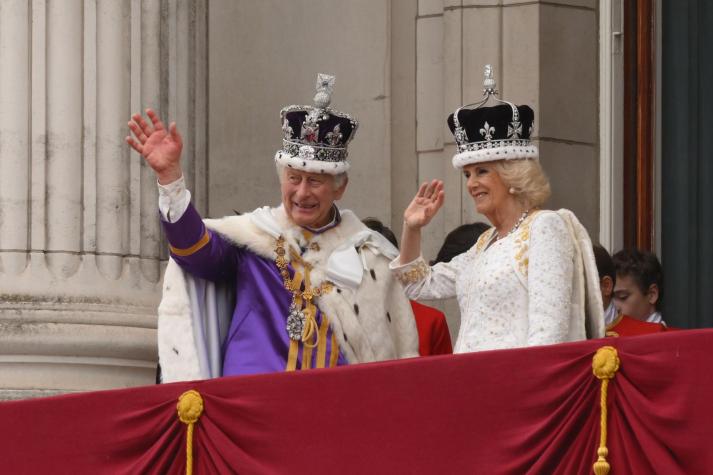 Estas son las 4 fotografías oficiales de la coronación del Rey Carlos III