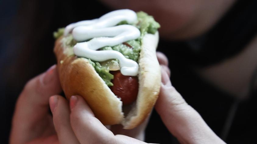Día del Completo 2023: Cómo nació este clásico de la comida chilena y las principales ofertas para festejar Día del Completo 2023: Cómo nació este clásico de la comida chilena y las principales ofertas para festejar