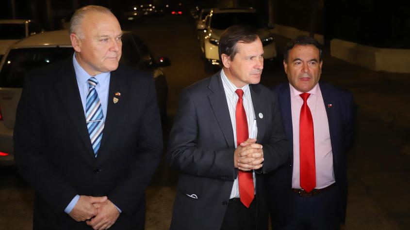 Presidente Boric se reunió con parlamentarios de la Macrozona Sur en Cerro Castillo 