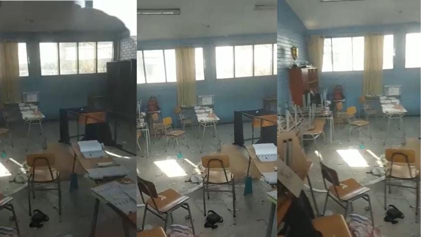[VIDEO] Techo se derrumba sobre mesa de votación en local en Pudahuel