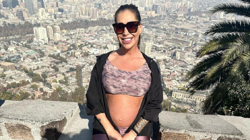 "Amo mi guata": Valentina Roth sacó aplausos con atrevida sesión de fotos a menos de dos meses de dar a luz