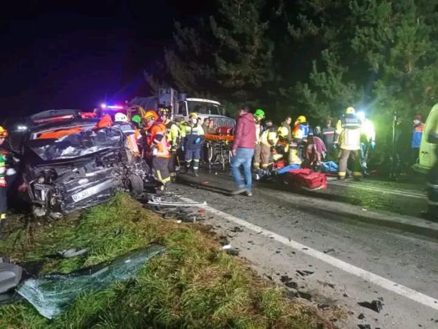 Al menos cinco muertos y varios heridos tras accidente vehicular en Llanquihue