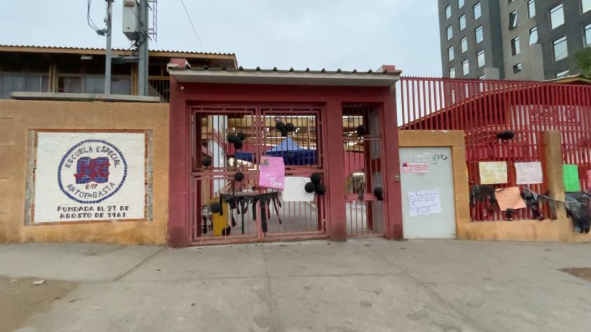Comunidad T13: Denuncian plagas y fecas en colegios municipales de Antofagasta