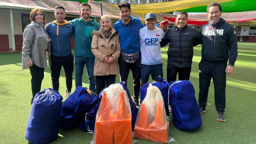 "Corran por sus sueños": Matías Olguín concreta ayuda a colegio tras hacer historia en Maratón de Santiago con la Triple Largada