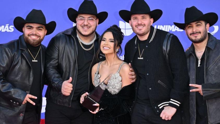 El éxito de los corridos tumbados, el subgénero musical mexicano con el que Karol G y Bad Bunny también triunfan